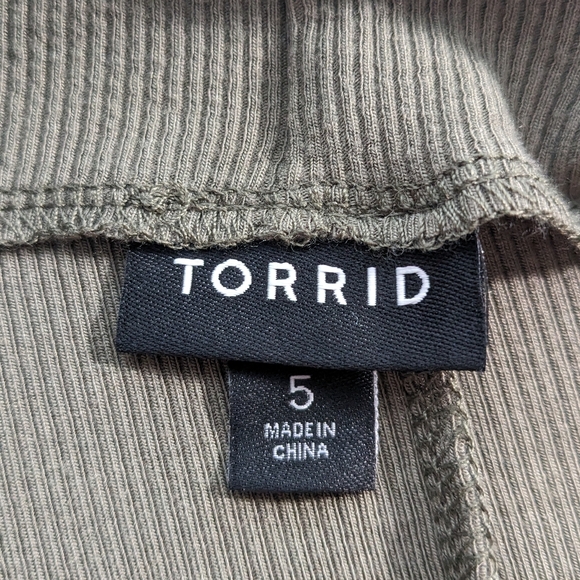 Torrid Midi Rib Asymmetrical Green Dress - Picture 7 of 7